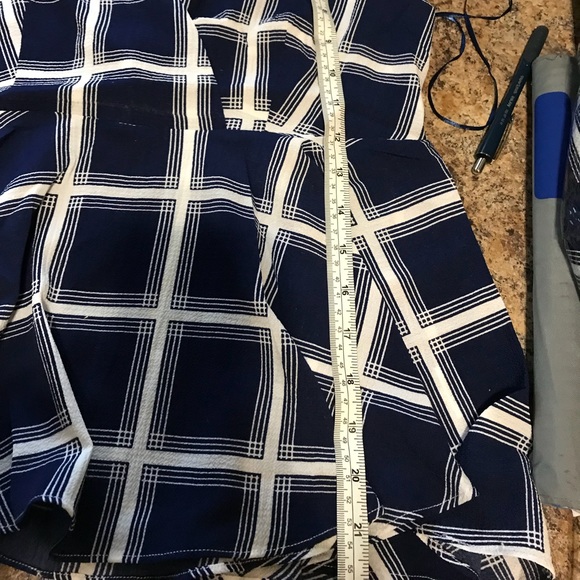 NAVY WHITE GINGHAM TOP @LAST TWO - Picture 6 of 7
